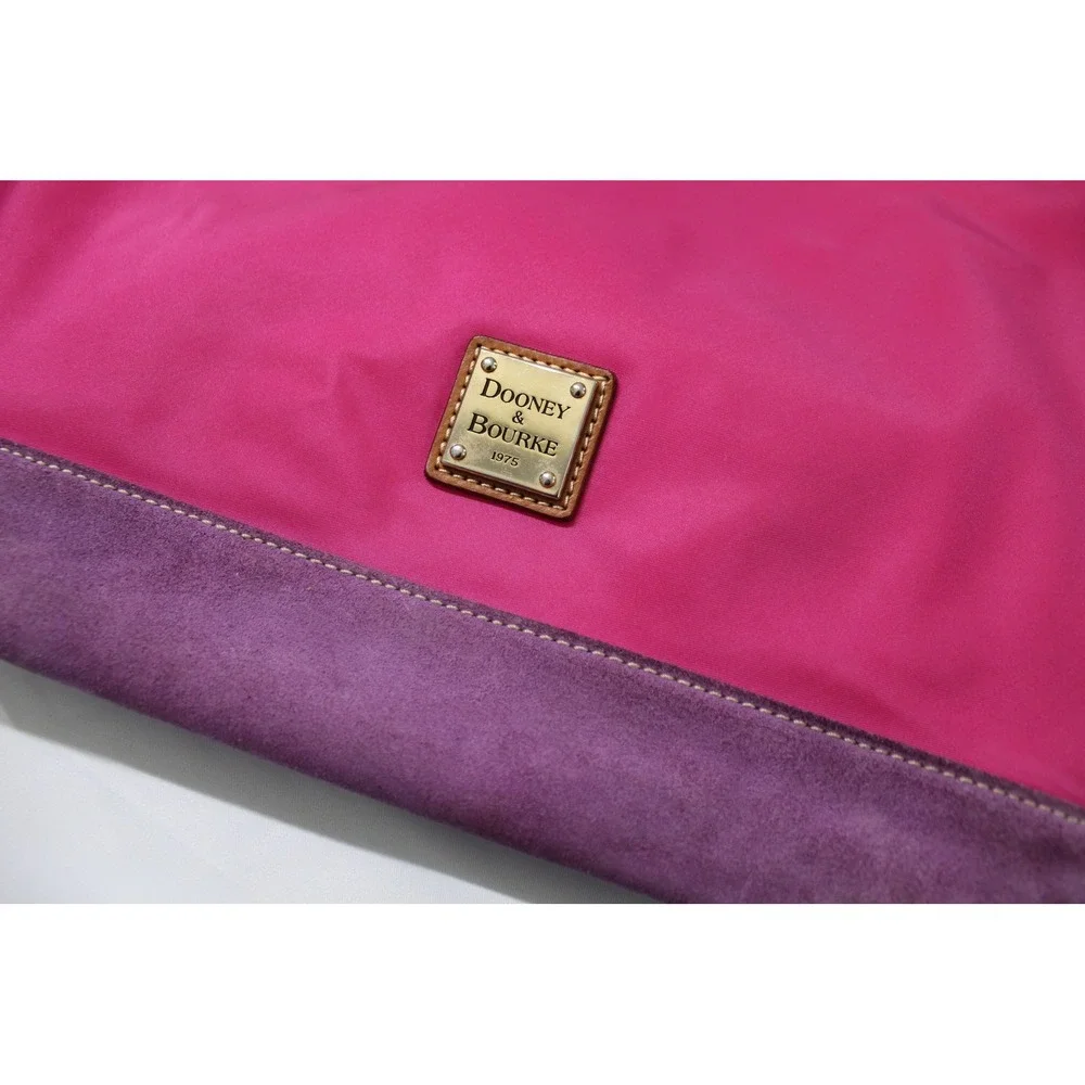 Dooney & Bourke vibrant compartment